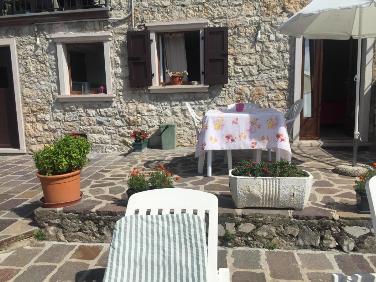 Apartament Casa Mary Brenzone sul Garda Zewnętrze zdjęcie