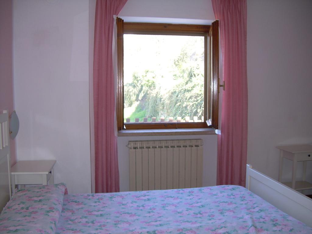 Apartament Casa Mary Brenzone sul Garda Pokój zdjęcie