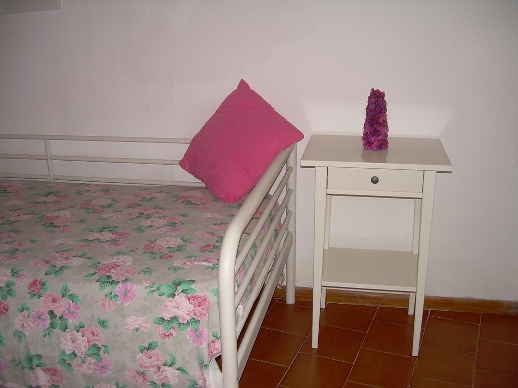 Apartament Casa Mary Brenzone sul Garda Pokój zdjęcie