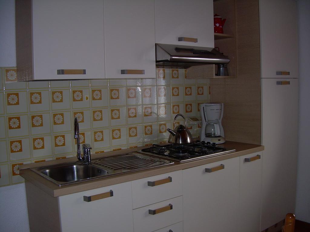 Apartament Casa Mary Brenzone sul Garda Pokój zdjęcie