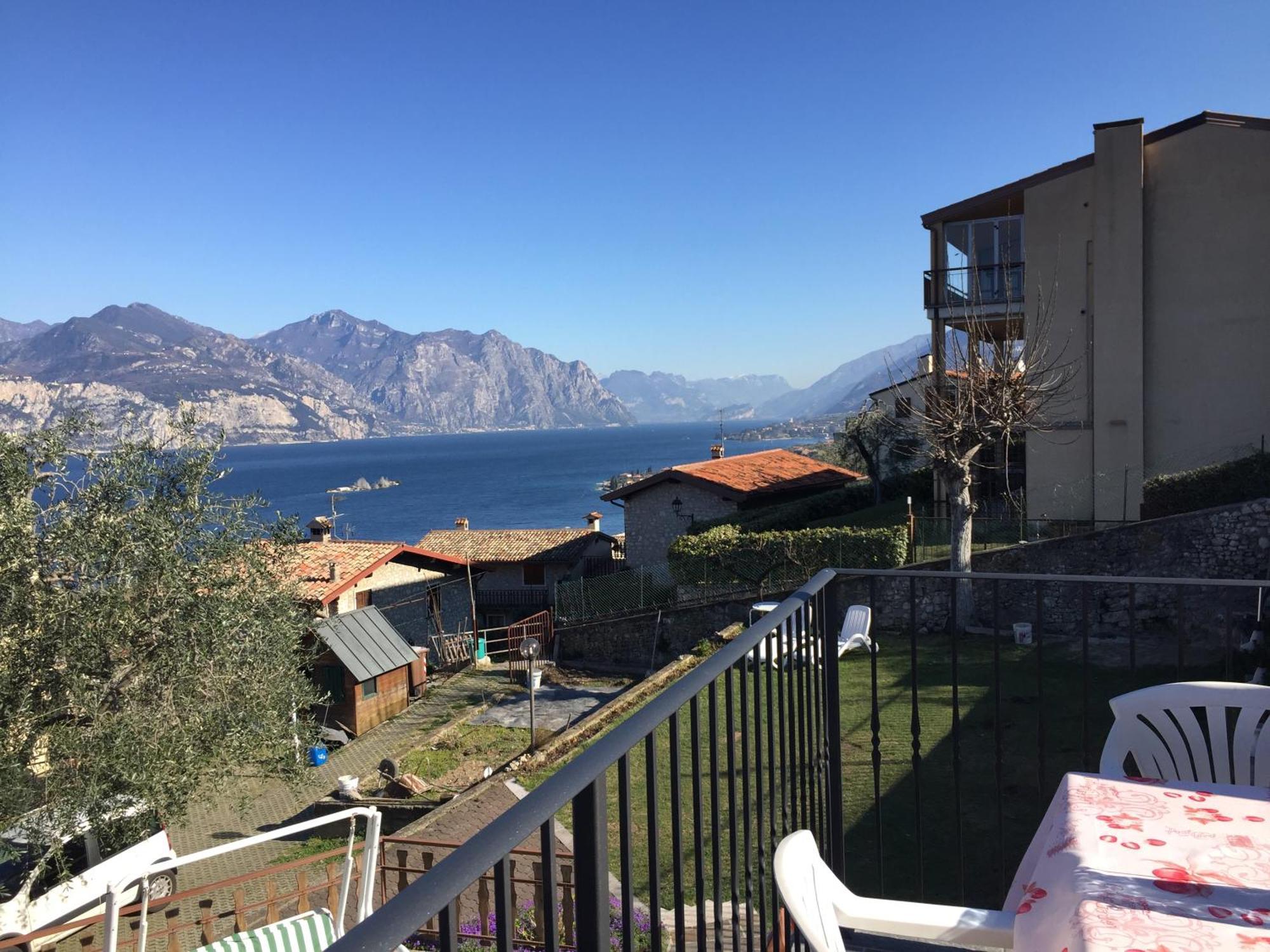Apartament Casa Mary Brenzone sul Garda Zewnętrze zdjęcie
