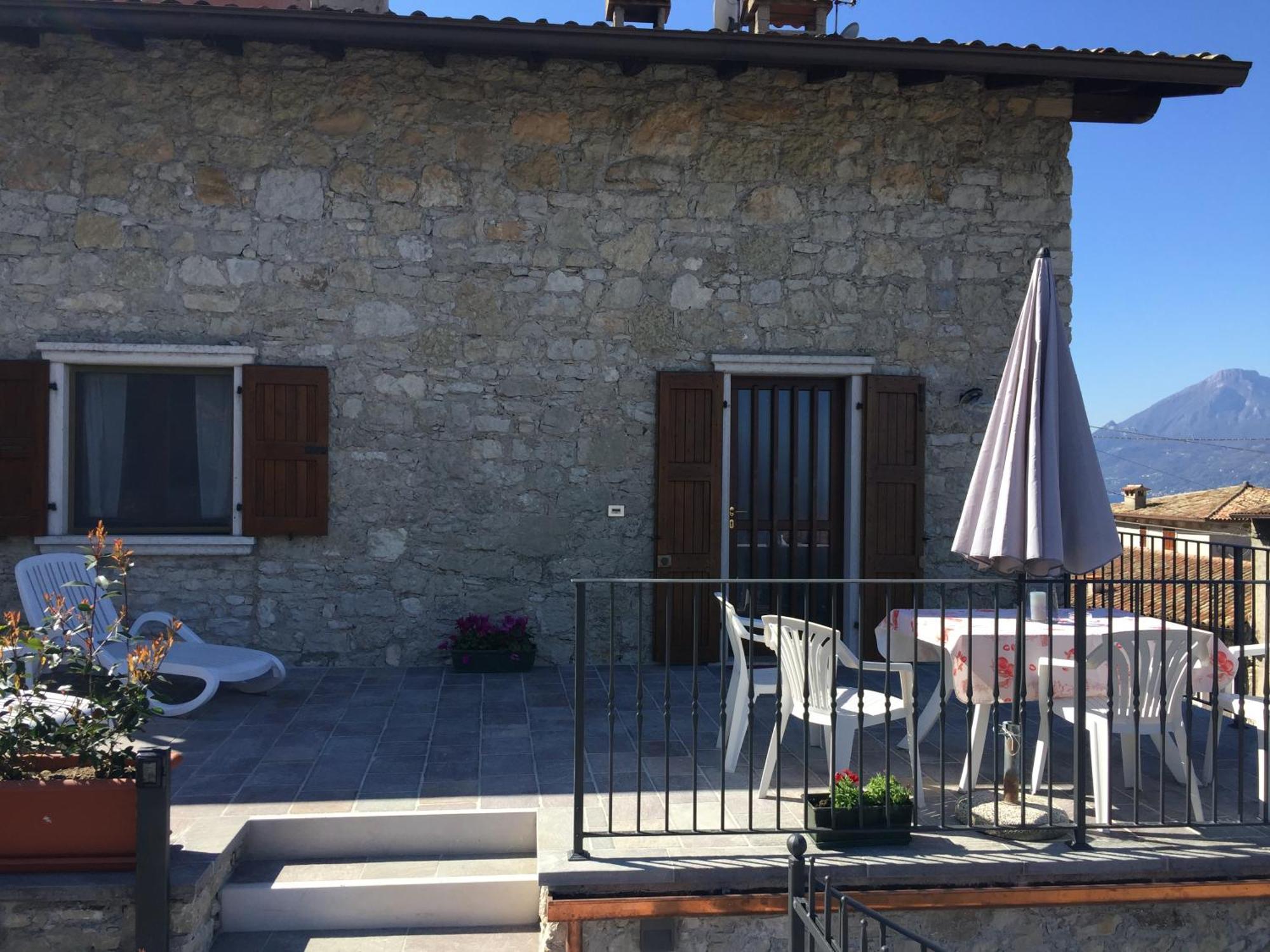 Apartament Casa Mary Brenzone sul Garda Zewnętrze zdjęcie
