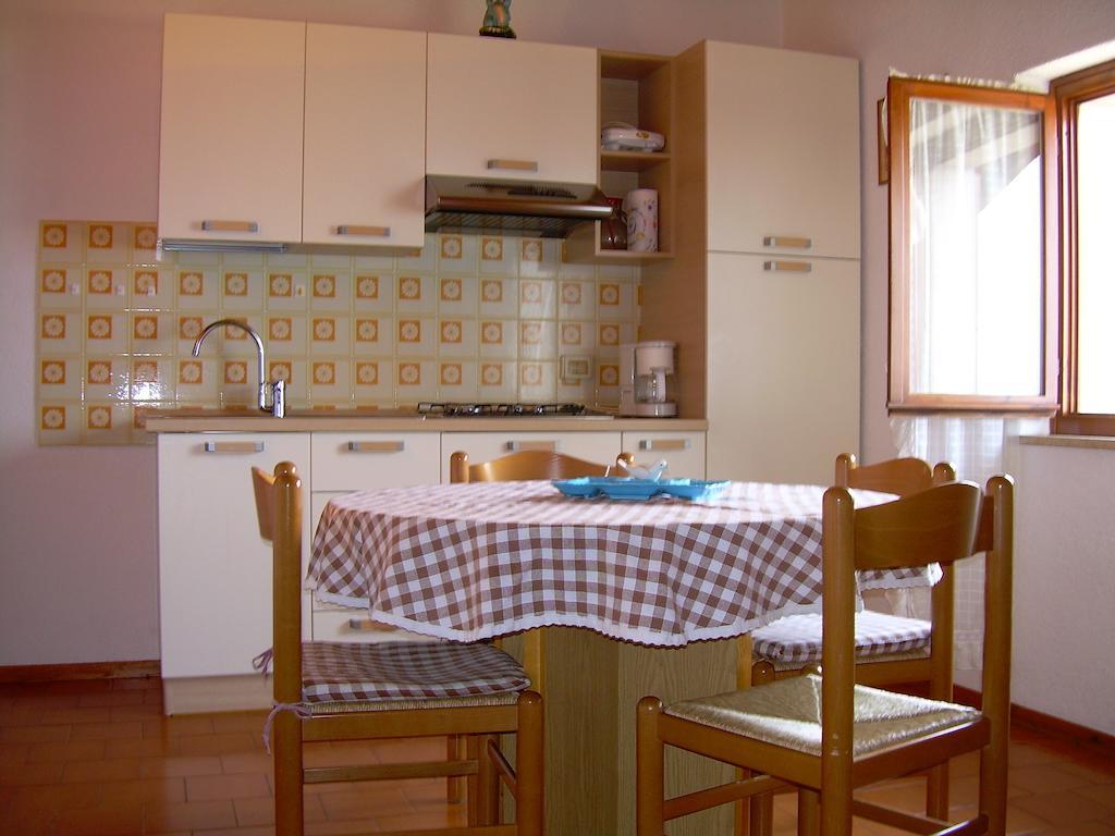 Apartament Casa Mary Brenzone sul Garda Pokój zdjęcie