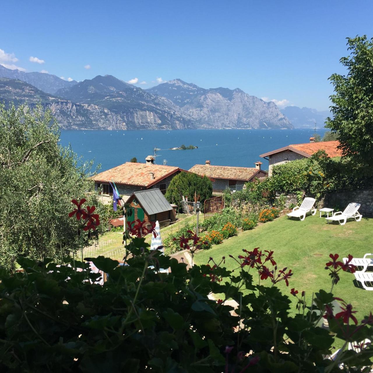 Apartament Casa Mary Brenzone sul Garda Zewnętrze zdjęcie